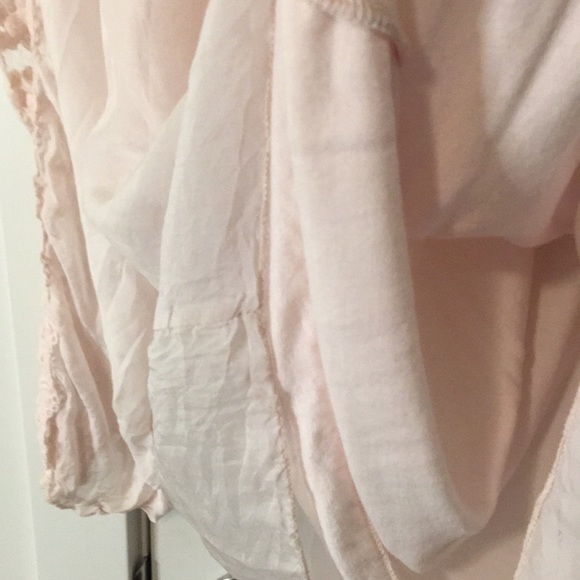 Silk Light Pink Bohemian Top - Picture 5 of 12
